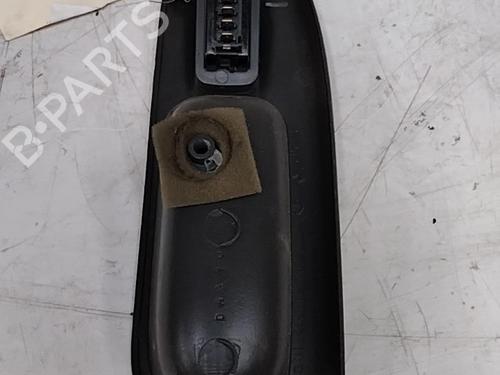 Høyre Foran elrute bryter RENAULT SCÉNIC I MPV (JA0/1_, FA0_) 1.6 (JA00, JA16, JA15, JA19, JA1V, JA2B, JA2C, JA0B,... (107 hp) 28760181