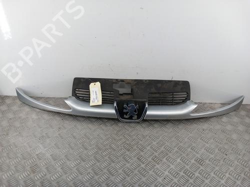 Grill PEUGEOT 206 Hatchback (2A/C) 1.9 D | BP29412240C40 