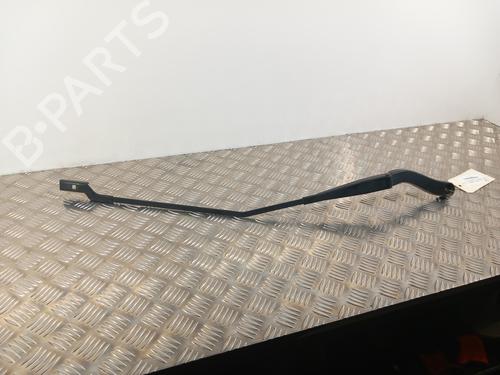 Used Front windshield wiper arm RENAULT TRAFIC III Van (FG_) 1.6 dCi 125 (FGMH) (125 hp) 28735883