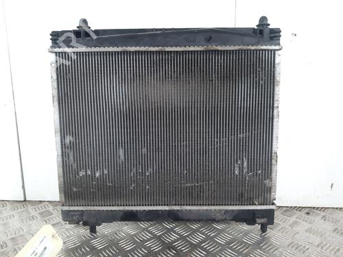 Used Water radiator Water radiator TOYOTA YARIS (_P13_) 1.0 (KSP130_, KSP130) (69 hp) 28734927 28734927