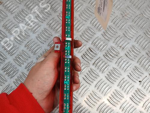 Used Third brake light Third brake light VW TOURAN (1T3) [2010-2016] 34358587 34358587