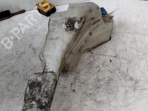 windscreen-washer-tank-audi-a4-b5-avant-8d5-1994-1995-1996-1997-1998-1999-2000-2001-2002-28774792 main image