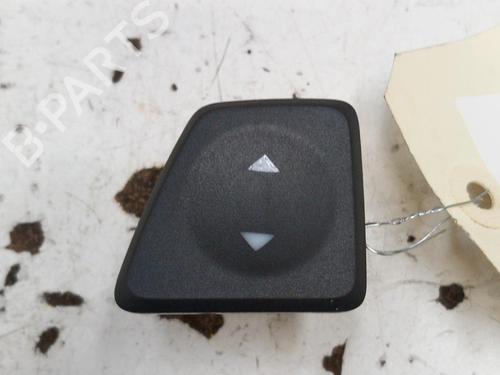 Used Right front window switch Right front window switch FIAT 500 (312_) 1.2 (312AXA1A) (69 hp) 28778024 28778024