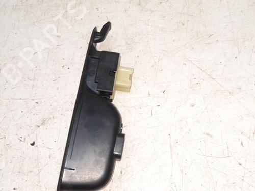 Right rear window switch RENAULT CAPTUR I (J5_, H5_) 1.5 dCi 90 (J5N4, J5M5, J5MW, J5M6, J5AL, J5AJ) | BP28759604I28 - Image 2