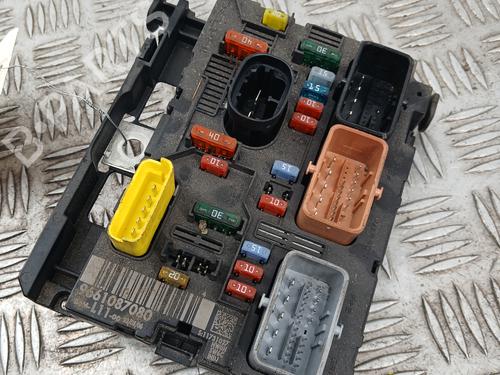 Fuse box PEUGEOT 307 CC (3B) 2.0 HDi 135 | BP34159410E1 - Image 2