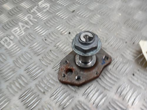 Used Right rear steering knuckle CITROËN C3 III (SX) 1.2 PureTech 82 (83 hp) 28756778