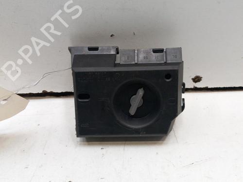 Used Lamp holder AUDI A8 D2 (4D2, 4D8) 2.5 TDI (150 hp) 28793356