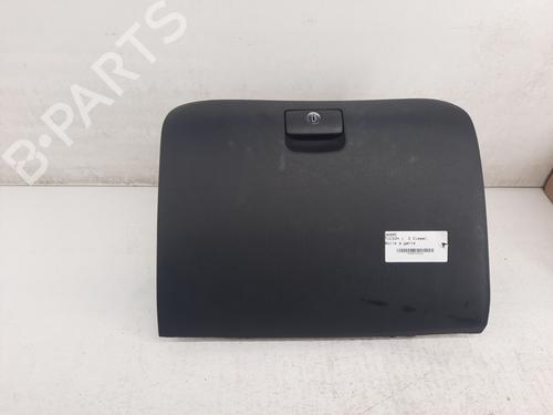 Used Glove box HYUNDAI TUCSON (JM) 2.0 CRDi (140 hp) 28761904