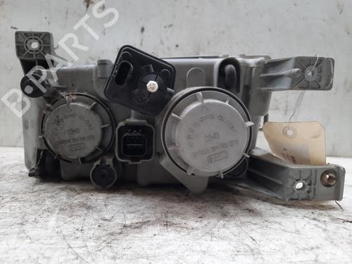 Right headlight HYUNDAI TRAJET (FO) 2.0 CRDi | BP28772004C29 