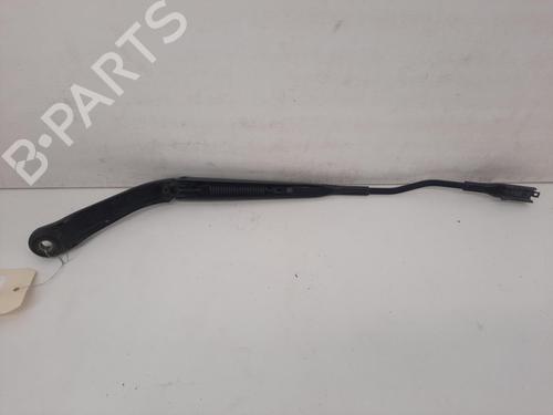 Used Front windshield wiper arm NISSAN QASHQAI I (J10, NJ10) 1.5 dCi (106 hp) 28762356