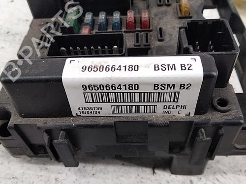 Fuse box PEUGEOT 307 Break (3E) 2.0 HDI 110 | BP28743285E1 