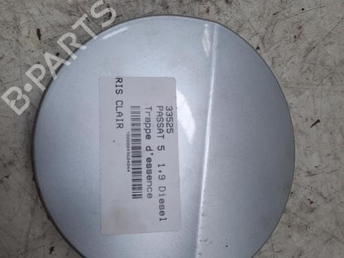 Używane Klapa wlewu paliwa VW PASSAT B6 (3C2) 1.9 TDI (105 hp) 28760092