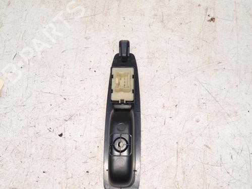 Right rear window switch RENAULT CAPTUR I (J5_, H5_) 1.5 dCi 90 (J5N4, J5M5, J5MW, J5M6, J5AL, J5AJ) | BP28759604I28 - Image 4