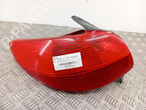 Used Left taillight PEUGEOT 206 Hatchback (2A/C) 1.4 i (75 hp) 29453586
