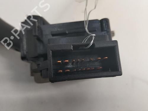 Switch HYUNDAI SANTA FÉ I (SM) 2.0 CRDi 4x4 | BP28788927I30 