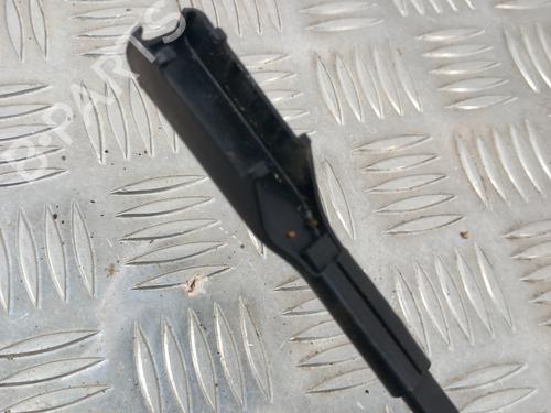 front-windshield-wiper-arm-dacia-sandero-iii-2021-28780444 main image