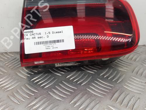 hjre-baglygte-bagklap-citroen-c4-cactus-2014-33850705 main image
