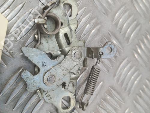 Hood lock PEUGEOT 208 I (CA_, CC_) 1.2 THP 110 | BP28736122C133