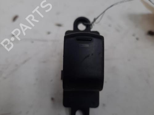 Used Right front window switch NISSAN MICRA III (K12) 1.4 16V (88 hp) 28757885