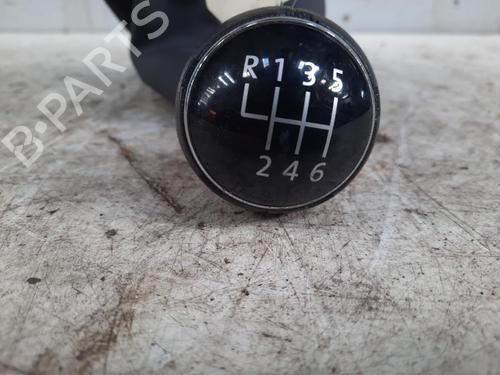 Used Shift knob Shift knob VW TOURAN (1T1, 1T2) 1.9 TDI (105 hp) 28760374 28760374