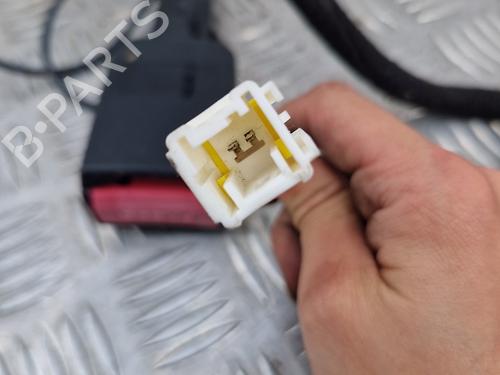 seat-buckle-peugeot-1007-km_-2005-28779877 main image