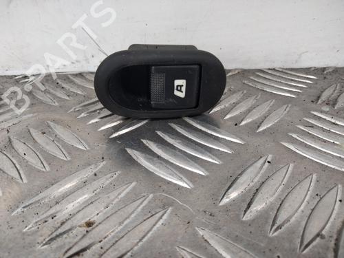 Used Right front window switch CITROËN C2 (JM_) 1.4 (73 hp) 28734899