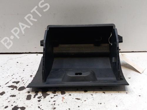 Used Glove box FORD FIESTA V (JH_, JD_) 1.4 TDCi (68 hp) 28793703