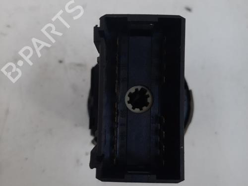 Used Headlight switch VW BORA I (1J2) 1.9 TDI (110 hp) 28747915