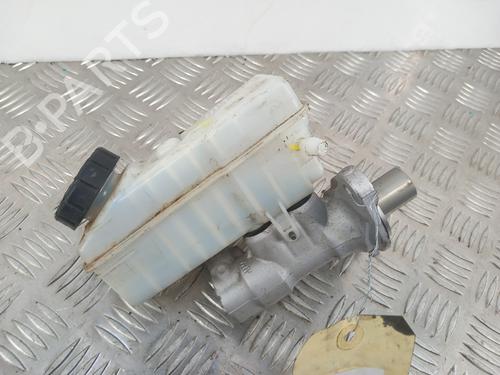 Hauptbremszylinder für RENAULT CAPTUR I (J5_, H5_) 0.9 TCe 90 (90 hp) 28739198