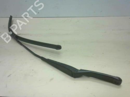 Used Front windshield wiper arm PEUGEOT 308 CC (4B_) 1.6 HDi (112 hp) 28777038