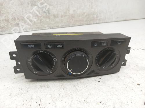 Used Climate control OPEL ANTARA A (L07) 2.0 CDTI 4x4 (150 hp) 28734513