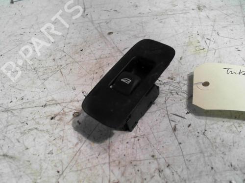 Used Right front window switch VOLVO V40 Hatchback (525) D3 (150 hp) 28765773