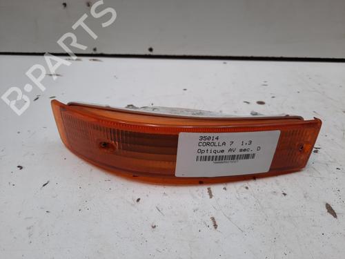Used Right front indicator Right front indicator TOYOTA COROLLA FX Compact (E8B) 1.3 (EE80_, EE80) (75 hp) 28753783 28753783