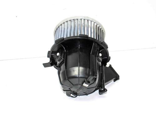Heater blower motor AUDI Q5 (8RB) 2.0 TFSI quattro | BP25880830M62 