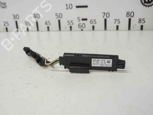 Used Electronic module VW PASSAT B6 Variant (3C5) 1.8 TSI (152 hp) 10300120