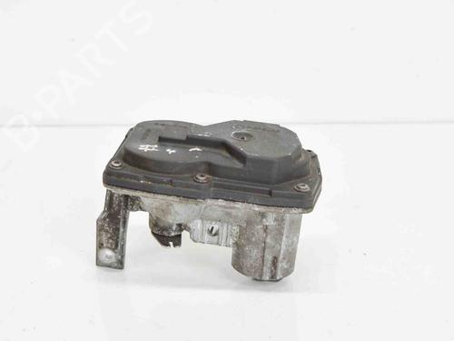 Used Throttle body Throttle body VW GOLF VII (5G1, BQ1, BE1, BE2) 1.6 TDI (105 hp) 6871873 6871873