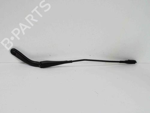 Used Front windshield wiper arm BMW 3 (F30, F80) 328 i (245 hp) 14680685