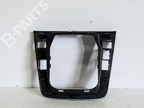 Used Automatic gearbox selector VW PASSAT B6 Variant (3C5) 2.0 BlueTDI (143 hp) 6498701