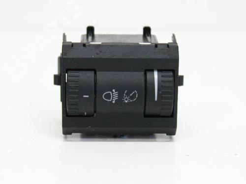 Used Switch SKODA OCTAVIA II (1Z3) 1.6 (102 hp) 8852388