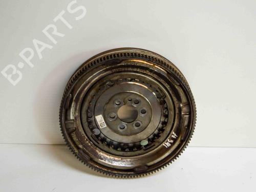 Used Flywheel SEAT LEON (5F1) 1.6 TDI (115 hp) 14674571