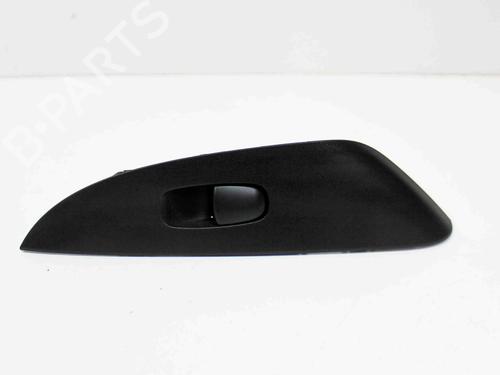 Used Left rear window switch NISSAN LEAF (ZE0) Electric (109 hp) 21492759