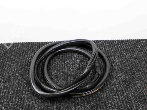 Used Rubber door seal BMW 5 (F10) 535 i (306 hp) 20238925