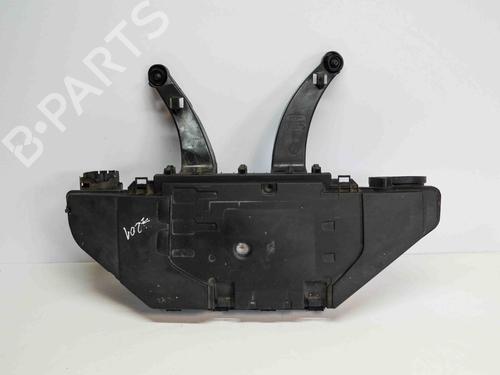 Used Air filter box BMW X5 (E70) 3.0 sd (286 hp) 6481138