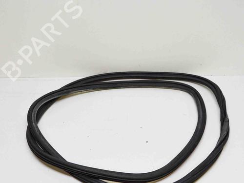 Used Rubber door seal AUDI Q5 (8RB) 3.2 FSI quattro (270 hp) 14678409