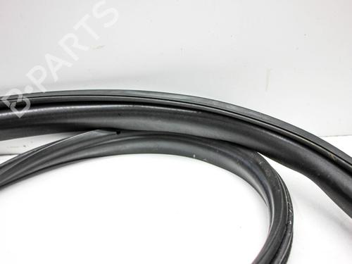 Rubber door seal TESLA MODEL 3 (5YJ3) EV AWD | BP29127940C142 