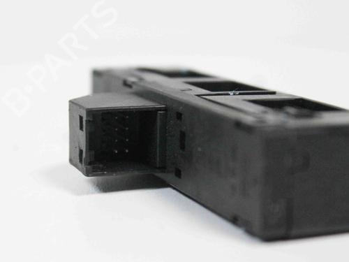 Used Switch AUDI A4 B8 (8K2) 1.8 TFSI (170 hp) 8852294