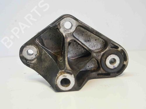 Used Support FORD KUGA II (DM2) 1.5 TDCi (120 hp) 14670501