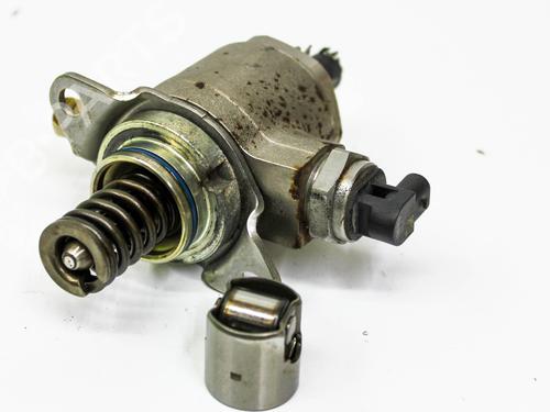 Fuel pump AUDI Q5 (8RB) 2.0 TFSI quattro | BP18888215M76 
