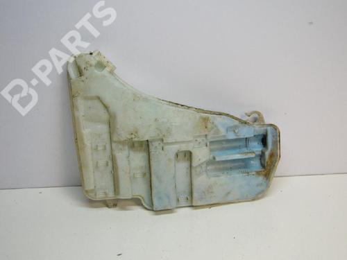 Used Windscreen washer tank BMW 5 (F10) 520 d (184 hp) 6498427