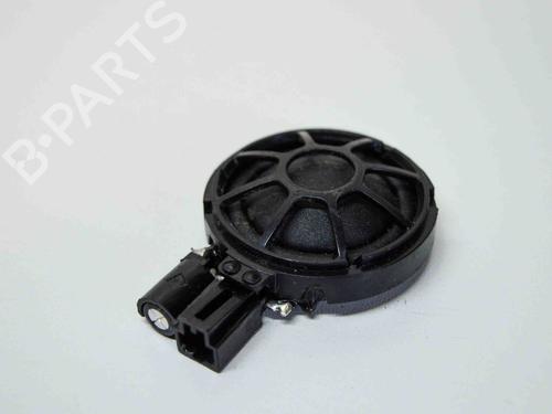 Used Speaker TESLA MODEL S (5YJS) 85 (367 hp) 13933361